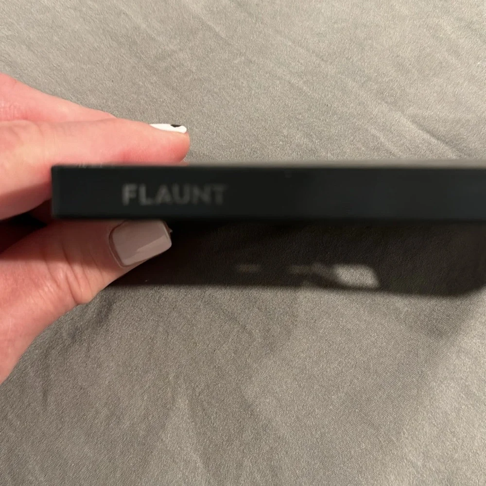 Flaunt as seen